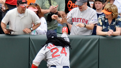 Manny Ramirez's Red Sox Highlights: Manny Catches High-Five in Baltimore