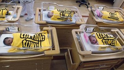 Pittsburgh Hospital Wraps Newborns in 'Terrible Towels'