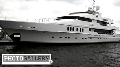 Report: Tiger Woods Selling 55-Foot Yacht 'Privacy' for $25 Million (Photos)