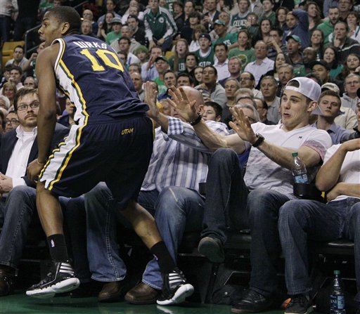 Tyler Seguin Narrowly Avoids Danger While Sitting in Front Row at Celtics Game (Photo)