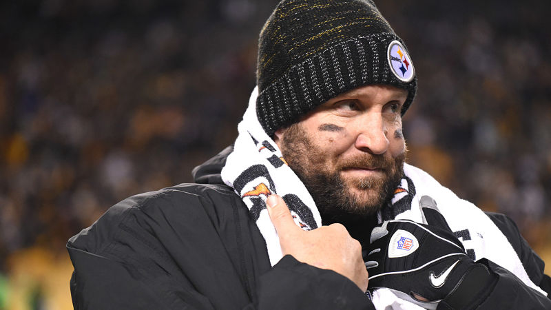 Steelers' Ben Roethlisberger Pops Up In Stormy Daniels' Donald Trump 