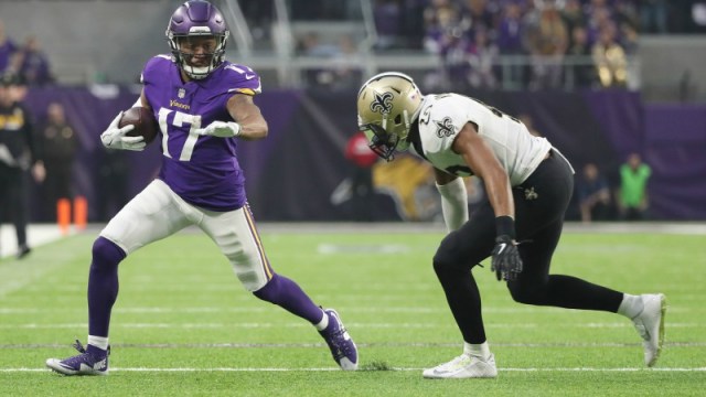 Minnesota Vikings wide receiver Jarius Wright and New Orleans Saints free safety Marcus Williams