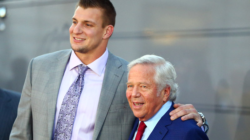 Rob Grownkowski thanks Patriots, Robert Kraft during Boston park donation