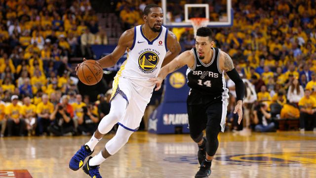 Golden State Warriors forward Kevin Durant and San Antonio Spurs forward Danny Green