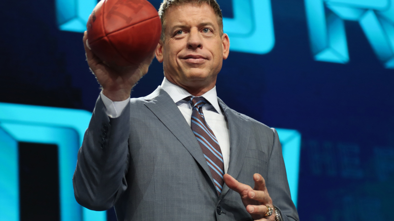 Starting its last season of Thursday Night Football, Fox Sports' Buck,  Aikman and crew excel - Sports Broadcast Journal