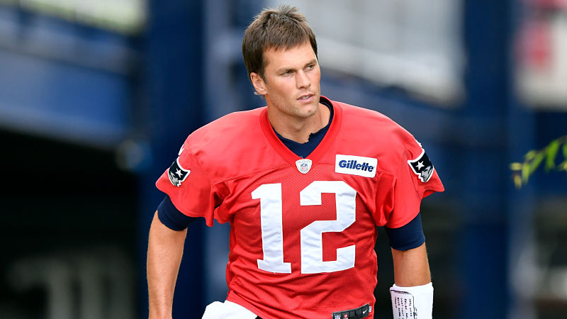 Tom Brady Appears To Reveal His Retirement Age With Instagram Comment ...