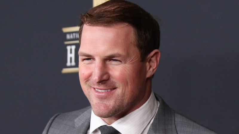 Jason Witten Awkwardly Criticizes NFL's 'Left-Wing' Roughing The Passer ...