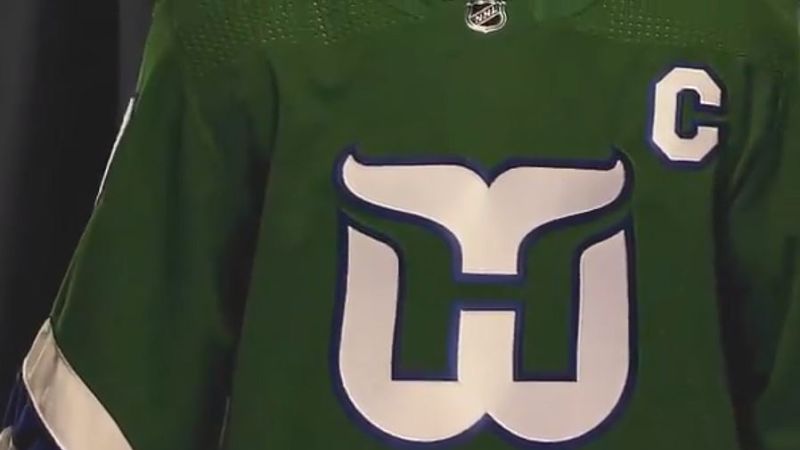 Hartford Whalers throwback jerseys: Hurricanes reveal third uniform -  Sports Illustrated