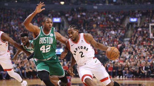 Boston Celtics forward Al Horford and Toronto Raptors forward Kawhi Leonard