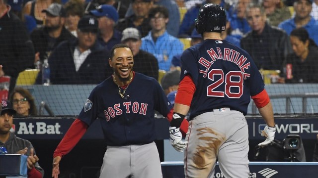 Red Sox Troll Yankees By Singing 'New York, New York' After