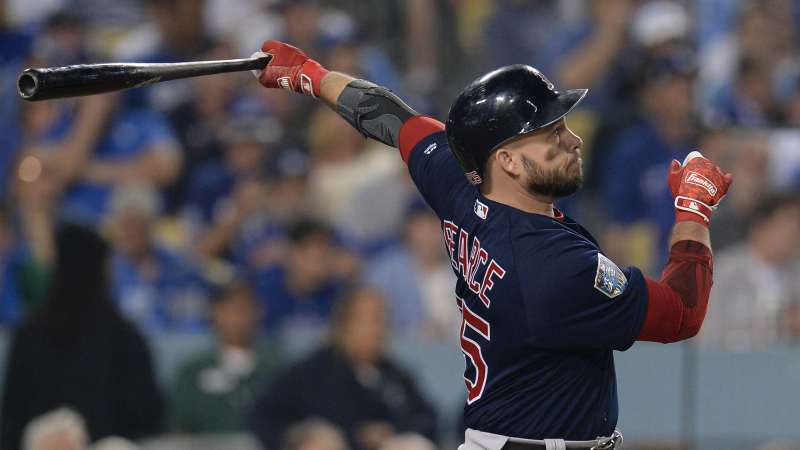 Red Sox bringing back World Series MVP Steve Pearce