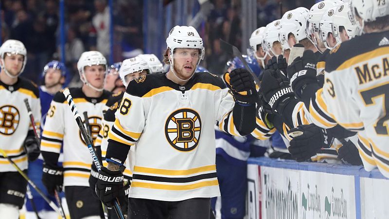 David Pastrnak Scores 20th Goal Of Season In First Period Vs. Lightning ...