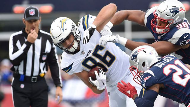 Los Angeles Chargers tight end Hunter Henry