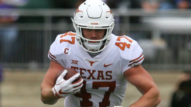 Texas Longhorns tight end Andrew Beck