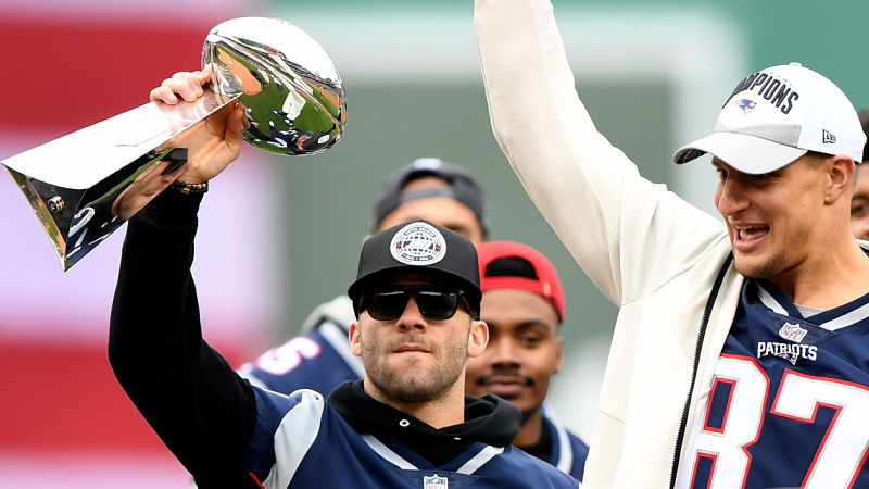 Patriots' Julian Edelman Reaches Out To Zion Williamson In Hilarious ...