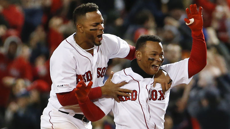 Rafael Devers, José Devers reunite at Fenway Park