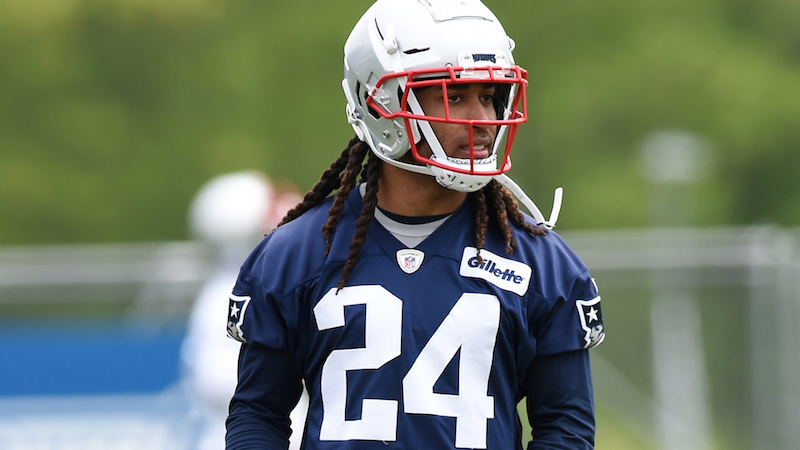 DPOY, Stephon Gilmore wearing the away uniform : r/Patriots