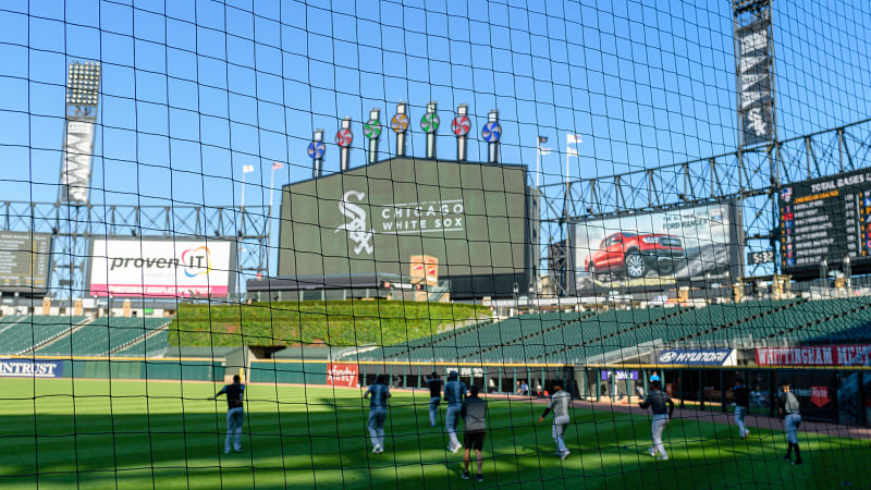 White Sox Host 1st MLB Game with Foul Pole-to-Pole Netting, Chicago News