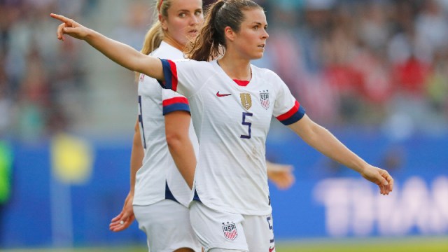 United States defender Kelley O'Hara (5) and midfielder Lindsey Horan