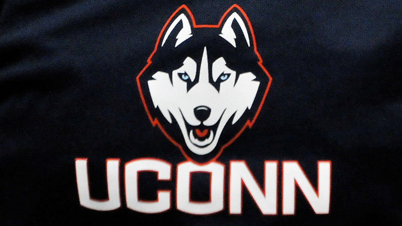 UConn Recruit Throws Down Absolutely Insane One-Handed, Windmill Dunk