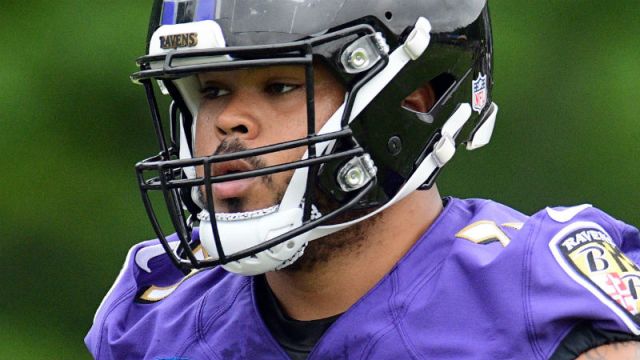 Baltimore Ravens offensive tackle Jermaine Eluemunor