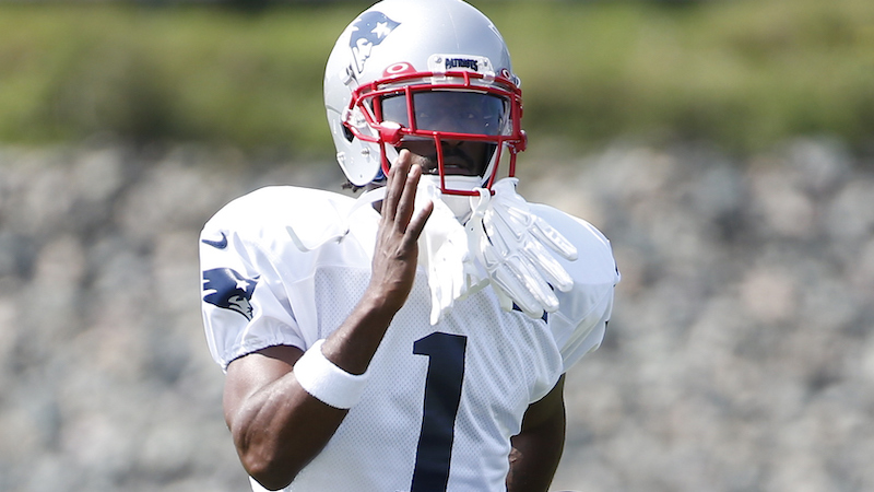 Antonio Brown practices with Raiders in a certified helmet - Los