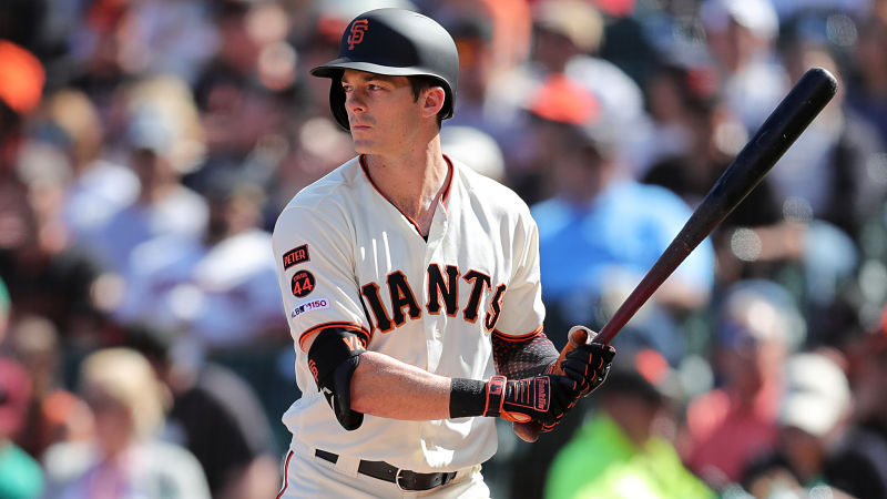 Giants' Mike Yastrzemski heads to grandfather Carl's Fenway Park