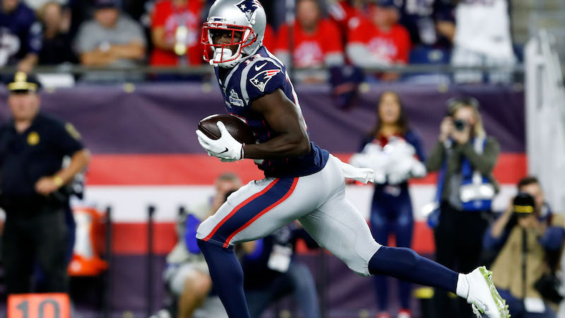 Lost and found: Chris Hogan, Phillip Dorsett have big games for Patriots -  The Boston Globe