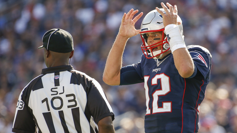 Tom Brady screams at refs after Panthers-Patriots ends in