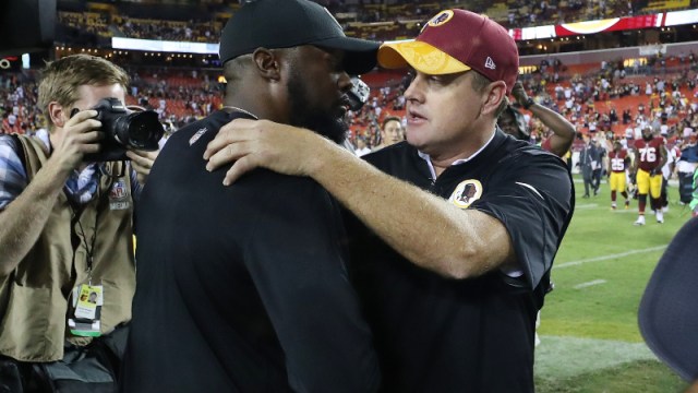 ; Pittsburgh Steelers head coach Mike Tomlin (left) and former Washington Redskins head coach Jay Gruden
