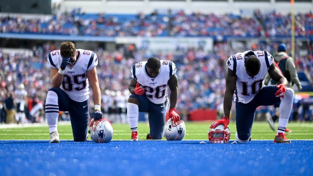 New England Patriots wide receiver Josh Gordon (10) and running back Sony Michel (26) and tight end Ryan Izzo (85)