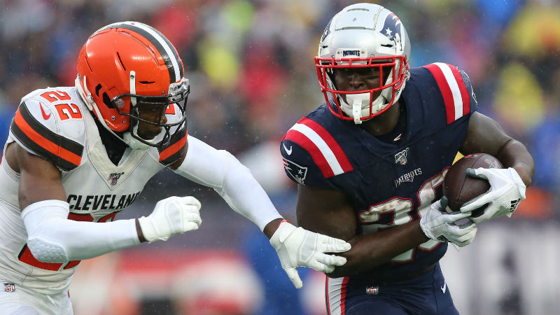 Patriots move to 8-0 with a 27-13 win over the Browns