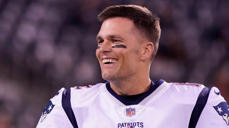 Tom Brady's trainer Alex Guerrero is moving, but staying in Massachusetts