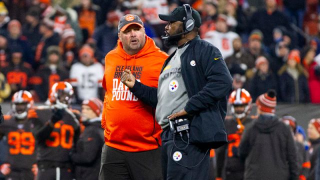Cleveland Browns head coach Freddie Kitchens and Pittsburgh Steelers head coach Mike Tomlin