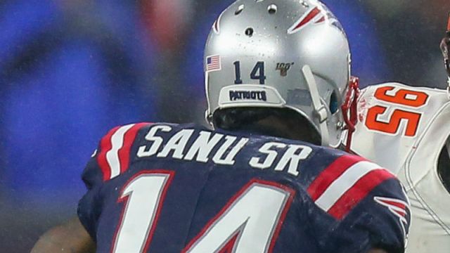 New England Patriots wide receiver Mohamed Sanu Sr