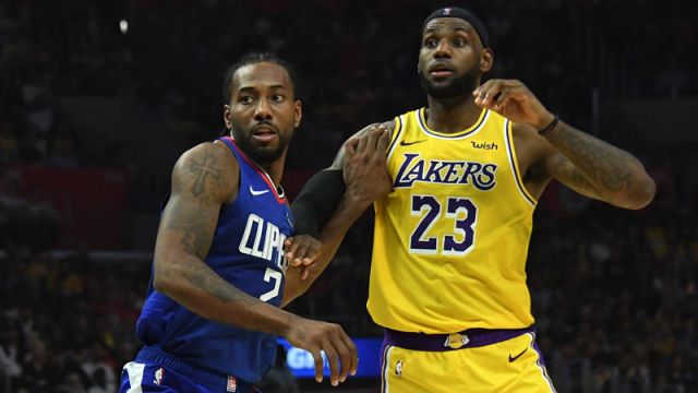 Los Angeles Clippers forward Kawhi Leonard and Los Angeles Lakers forward LeBron James