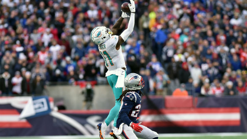 Miami Dolphins Wide Receiver DeVante Parker outshines Patriots Stephon  Gilmore in shocking 27-24 victory - The Phinsider