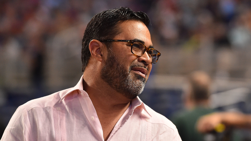 Miami manager Guillen returns to dugout after 5-game suspension