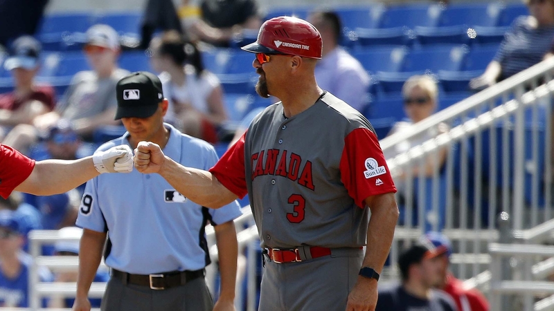 Hall of Famer Larry Walker wears Spongebob shirt