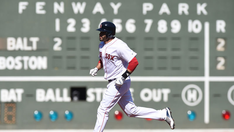 JD Martinez opposes MLB banning video after Astros cheating