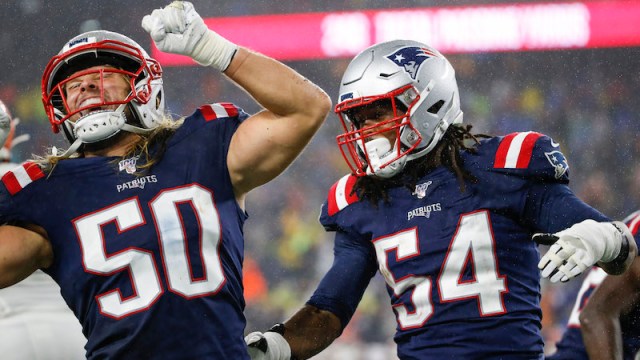 Patriots linebackers Chase Winovich, Dont'a Hightower