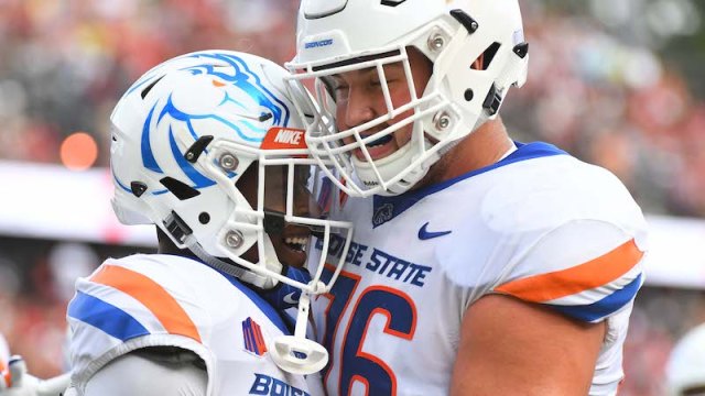Boise State offensive tackle Ezra Cleveland