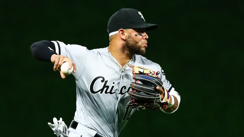 White Sox, Yoan Moncada agree to five-year, $70 million extension