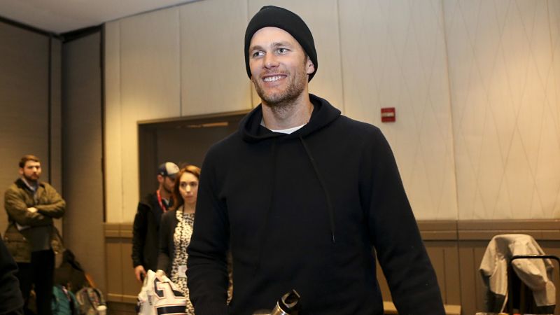 TB12 hails Tom Brady Sr. as his role model in touching Father's day post