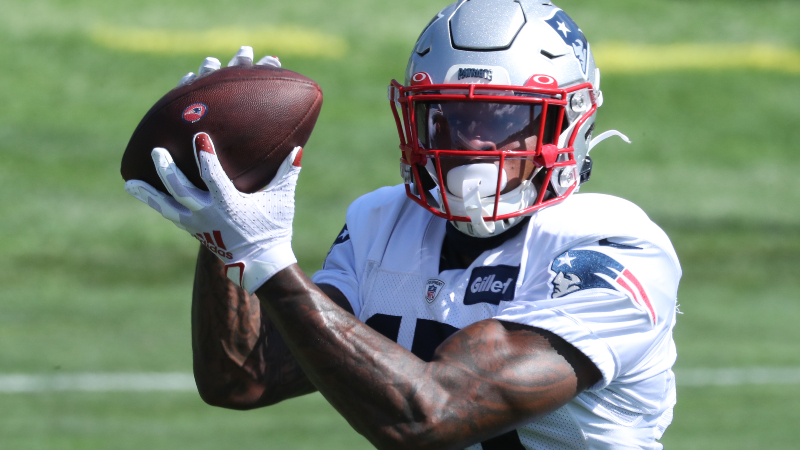 Patriots may be thin at WR against Dolphins: N'Keal Harry questionable,  Gunner Olszewski out 