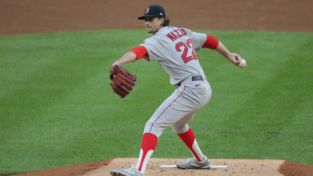 Boston Red Sox starting pitcher Chris Mazza