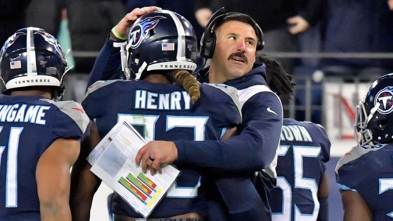 Look: Titans HC Mike Vrabel wearing epic mask ahead of season opener