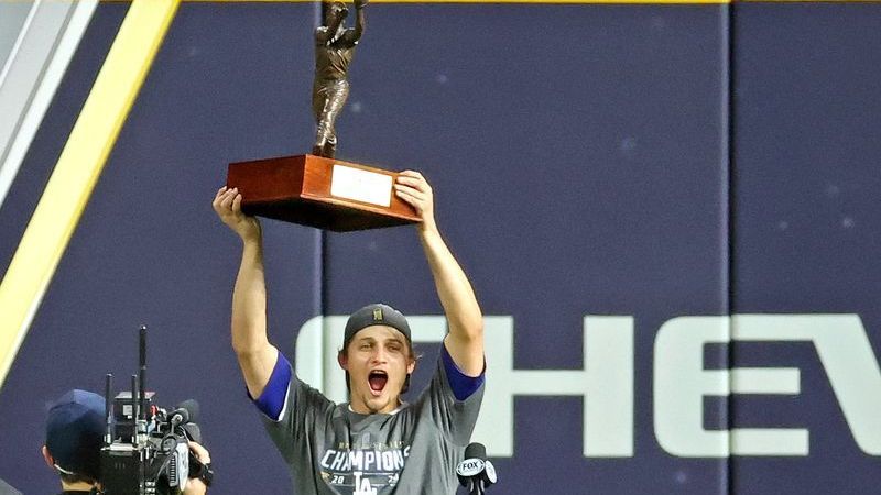 seager dodgers legoland nesn trophy replicates giants cardinals inning sloppy