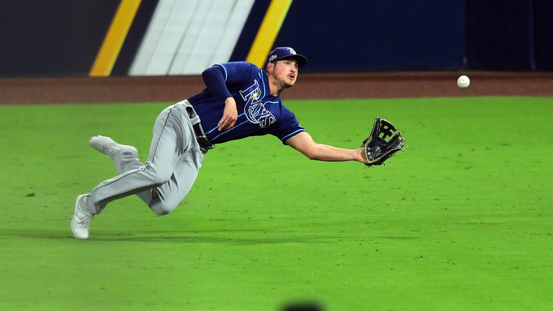 Watch Rays' Hunter Renfroe Make Yet Another Crucial Catch In ALCS Game ...