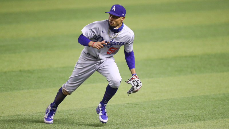 Watch Mookie Betts Make Run-Saving Catch For Dodgers In 